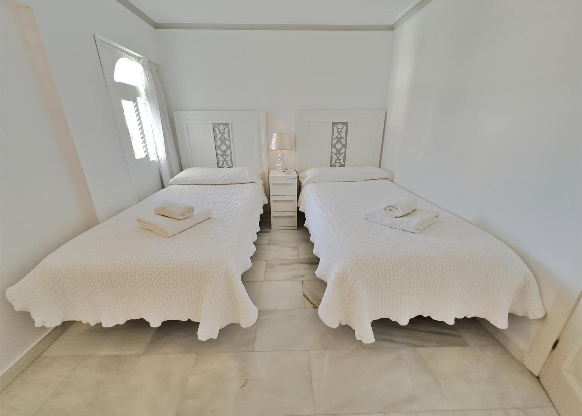 Skol 508 West Facing Duplex Apartment With Amazing Sea Views ماربيا المظهر الخارجي الصورة