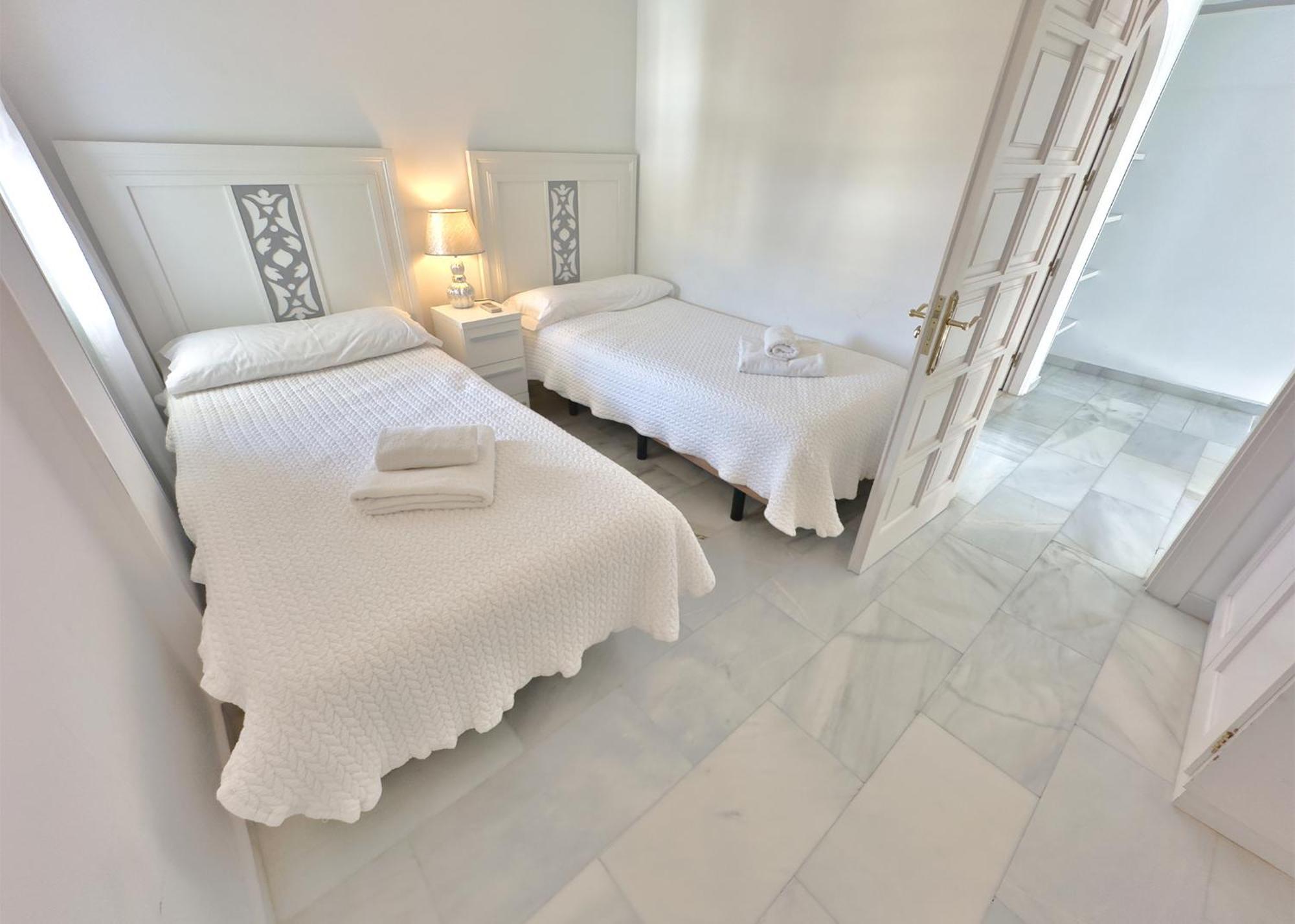Skol 508 West Facing Duplex Apartment With Amazing Sea Views ماربيا المظهر الخارجي الصورة